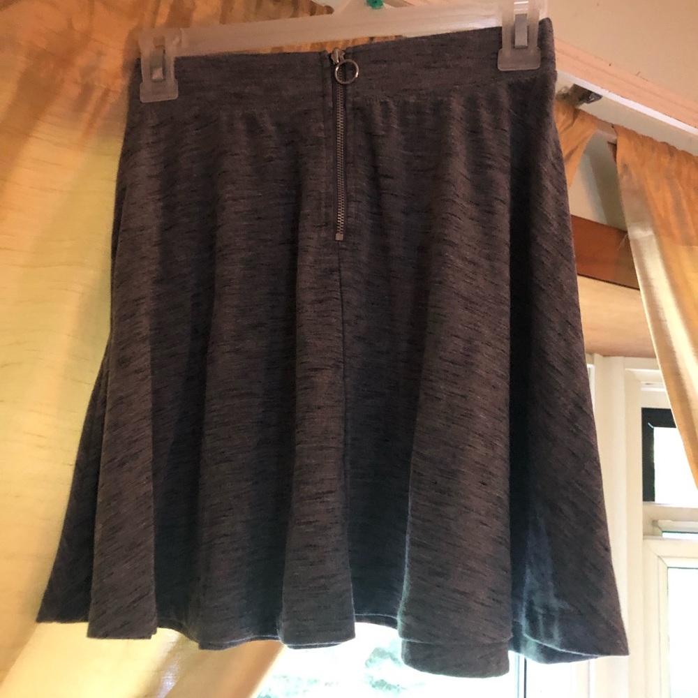 Skater skirt size S zip up the front